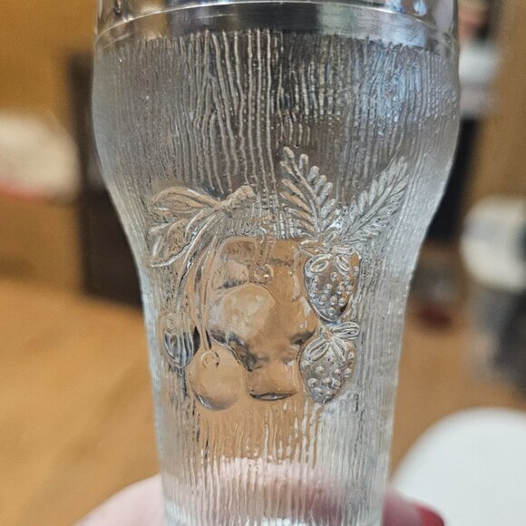 Vintage Pressed Glass Champagne Glasses With Fruit Motif Set Of 2 1970s-1980s - Picture 2 of 8